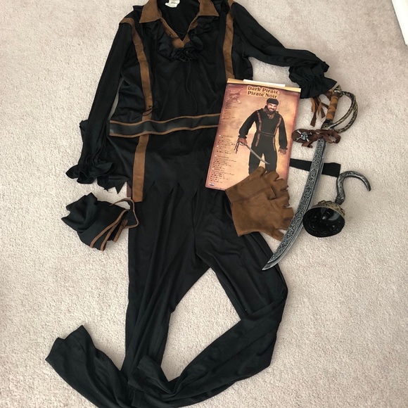 Dark pirate costume 8pc